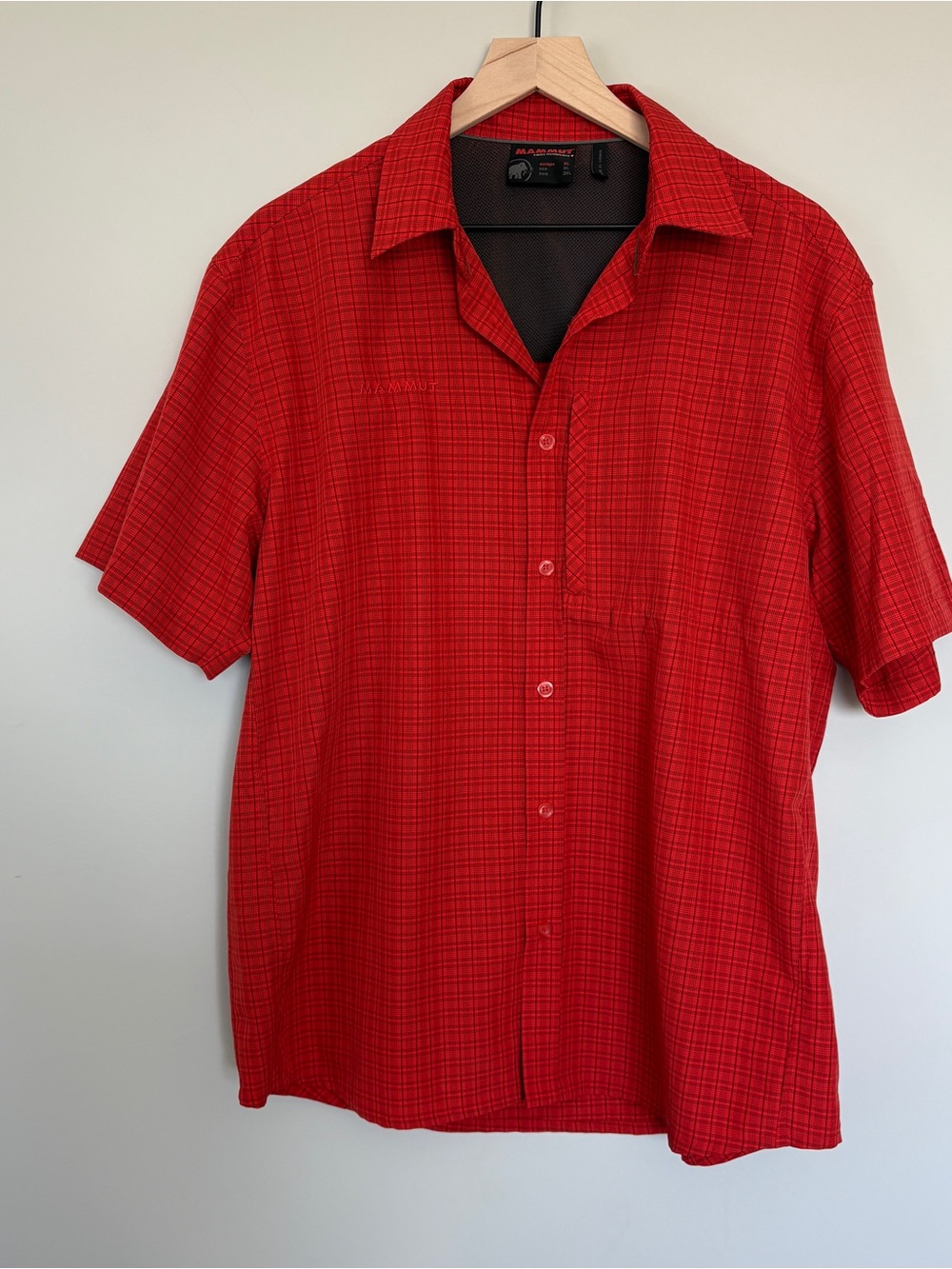 MAMMUT Mens LENNI XL Short Sleeve Shirt Red Plaid Lightweight Outdoors Hiking